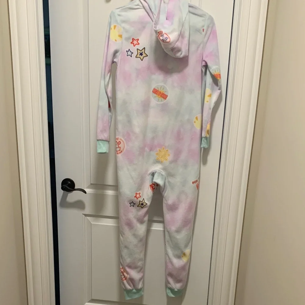 Cat & Jack vibrant footie